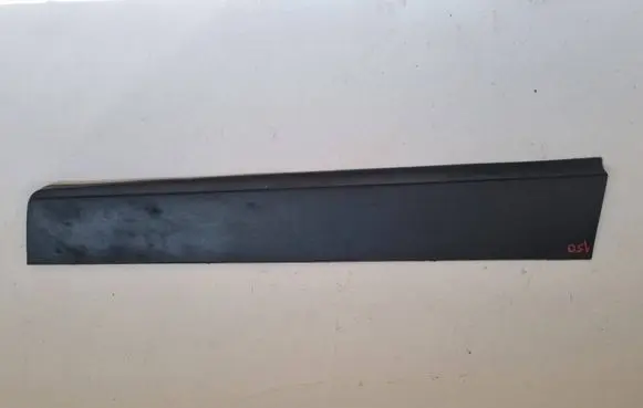 Opel Mokka Front door trim (molding) 95157444