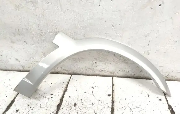 Opel Zafira A Front arch trim 09270504
