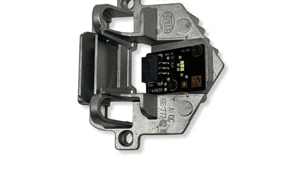 Audi A6 S6 C7 4G Headlight/headlamp bulb 19577702R