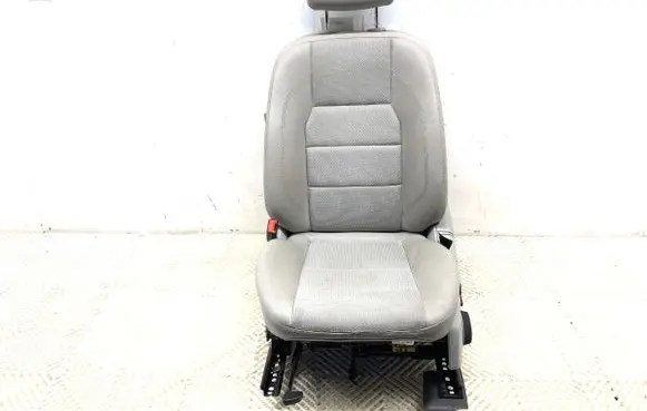 Mercedes-Benz GLK (X204) Front driver seat 