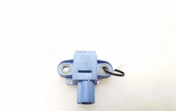 Volkswagen Jetta V Airbag deployment crash/impact sensor 1K0955557A