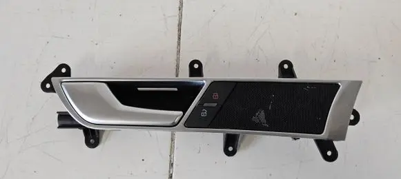 Audi A6 S6 C6 4F Front door interior handle 4F0837019