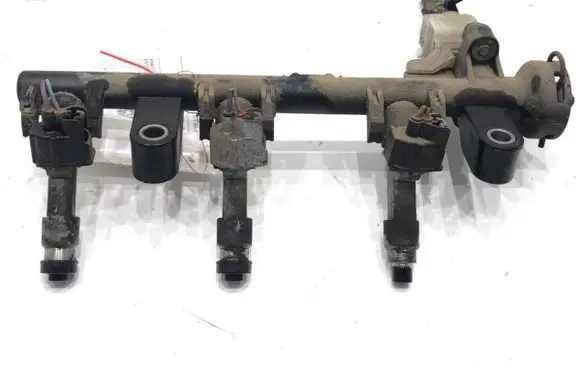 Toyota Yaris Fuel main line pipe 23814-0Q010-A