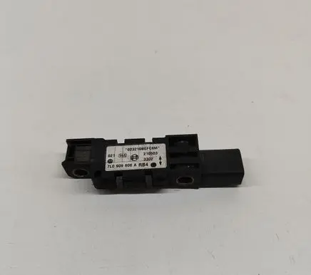 Porsche Cayenne (9PA) Airbag deployment crash/impact sensor 7L0909606A