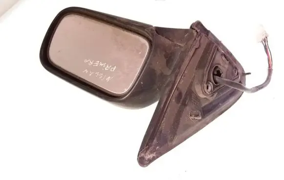 Nissan Primera Front door electric wing mirror E11015334