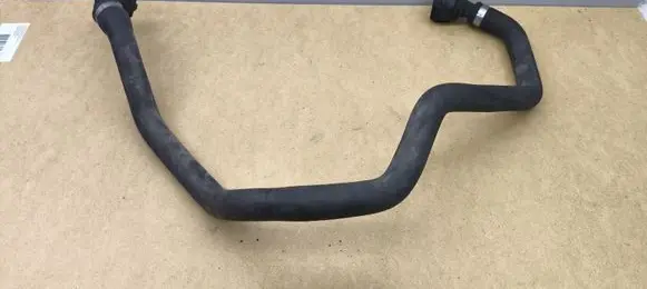 BMW X5 E70 Engine coolant pipe/hose 8507333