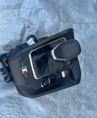 Alfa Romeo Tonale Gear selector 52206282