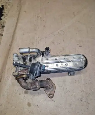 Dodge Caliber EGR valve cooler 03G131513K 3255536