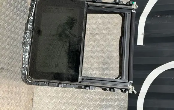 BMW 3 G20 G21 Sunroof set 8096248