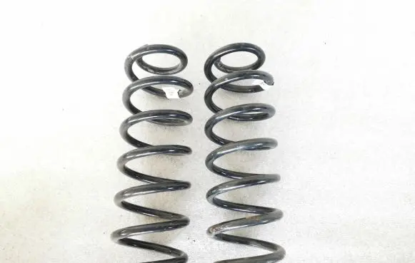 Volkswagen Golf VII Rear coil spring 5Q0511115