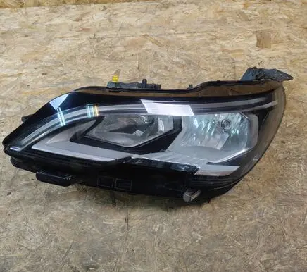 Peugeot 5008 Headlight/headlamp 9810478180 90056582