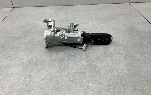 Volkswagen Scirocco Ignition lock 1K0905851 5K0905865