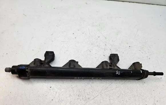 Citroen DS3 Fuel main line pipe 7575645