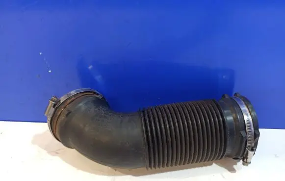 Volvo S60 Air intake hose/pipe 31319688