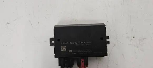 Volkswagen PASSAT B6 Tow bar trailer control unit/module 1K0907383E 1K0907383F