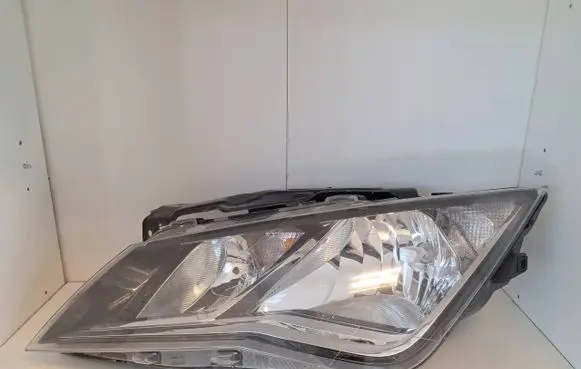 Seat Leon (5F) Headlight/headlamp 5F1941005A