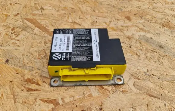 Volkswagen PASSAT B6 Airbag control unit/module 3C0909605F 391121 08H029S2421