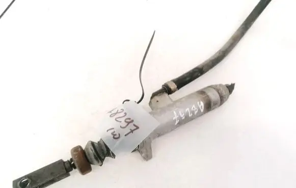 Audi 80 90 B3 Clutch master cylinder 893721401B