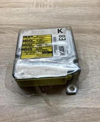 Toyota Prius (XW20) Airbag control unit/module 8917047380 1523006941
