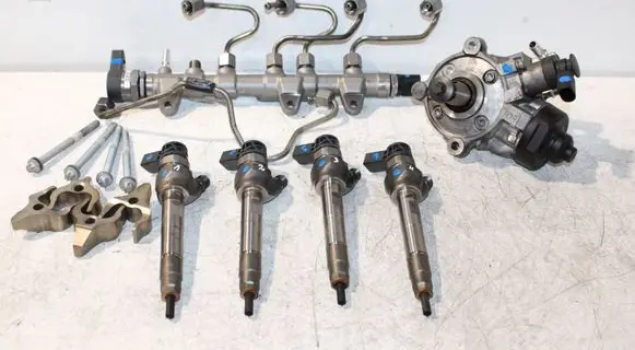 BMW 5 F10 F11 Fuel injection system set 8514154 8511626 8514148
