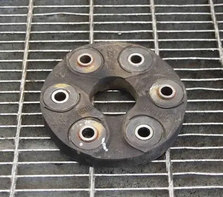 Mercedes-Benz SLC C107 Rear prop shaft donut coupling/joint 1264110215 A1264110215