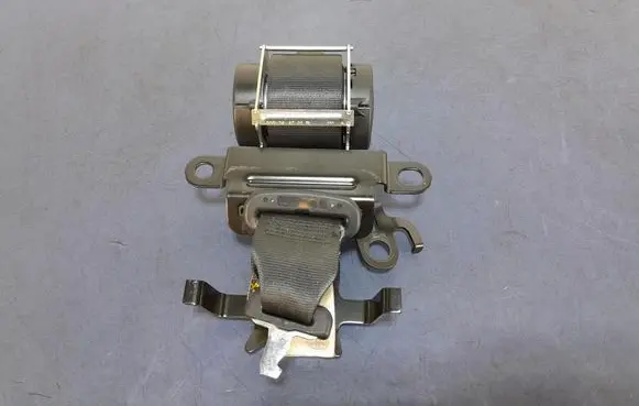 Toyota Verso Front seatbelt 733500F020