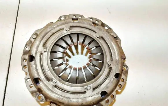 Opel Vectra C Pressure plate 3082297531