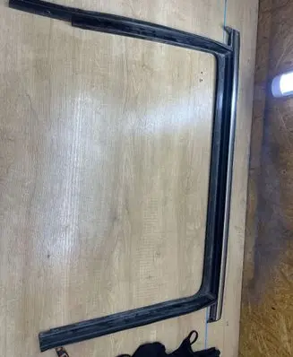 Seat Alhambra (Mk2) Rubber seal sliding door (on door) 