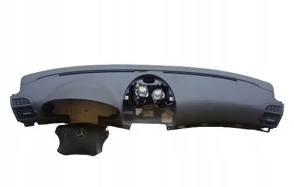 Mercedes-Benz E W211 Dashboard 