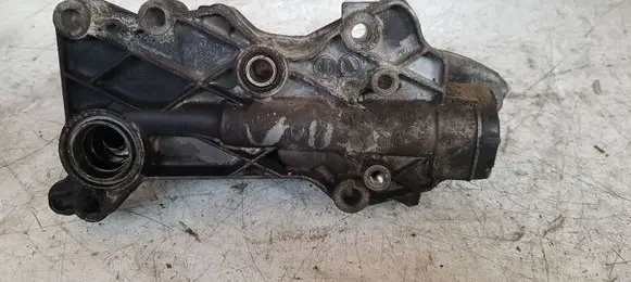 Mercedes-Benz E W212 Oil filter mounting bracket