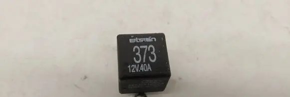 Audi A6 S6 C5 4B Other relay 8D0951253A