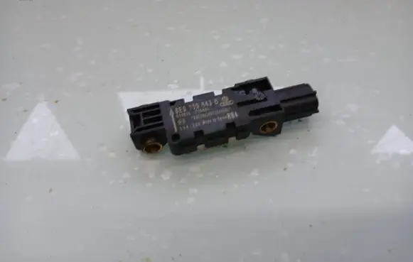 Audi A4 S4 B7 8E 8H Airbag deployment crash/impact sensor 8E0959643B 600675 210406