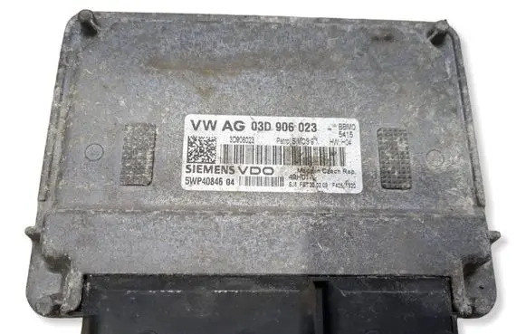 Skoda Fabia Mk2 (5J) Engine control unit/module 03D906023 3D906023 5WP4084604