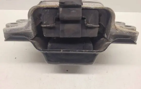 Audi A4 S4 B8 8K Gearbox mounting bracket 1K0199555