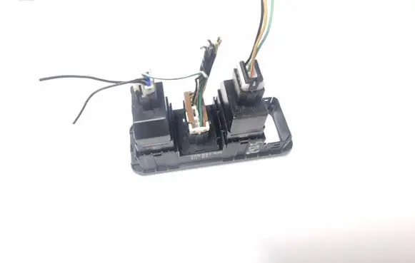 Mitsubishi Carisma A set of switches MR740608 MR114072