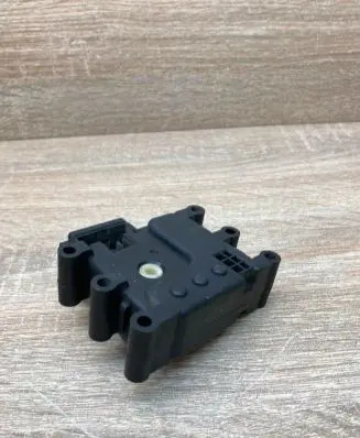 Mazda 6 Air flap motor/actuator 4722F