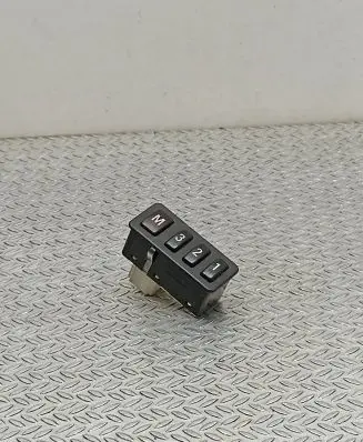 BMW 5 E39 Seat memory switch 8352160