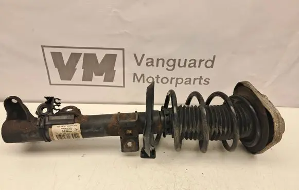 Mercedes-Benz E W212 Front shock absorber with coil spring A2123209738