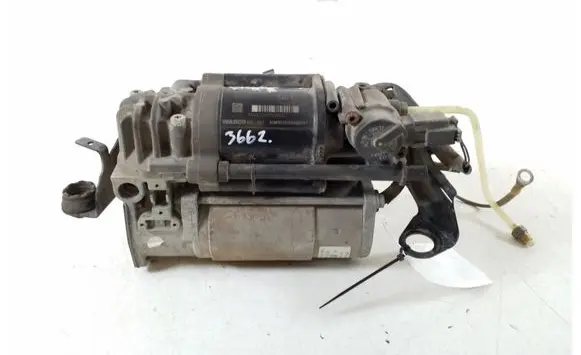 Mercedes-Benz CLS C218 X218 Air suspension compressor/pump A2123200104