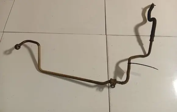 Volkswagen Golf IV Power steering hose/pipe/line 