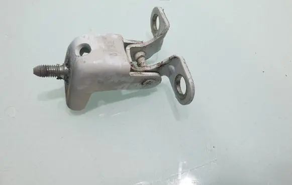 Peugeot 2008 I Tailgate/trunk/boot hinge 9801087880