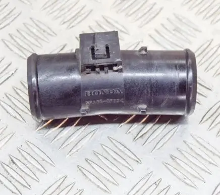 Honda CR-V Engine coolant pipe/hose