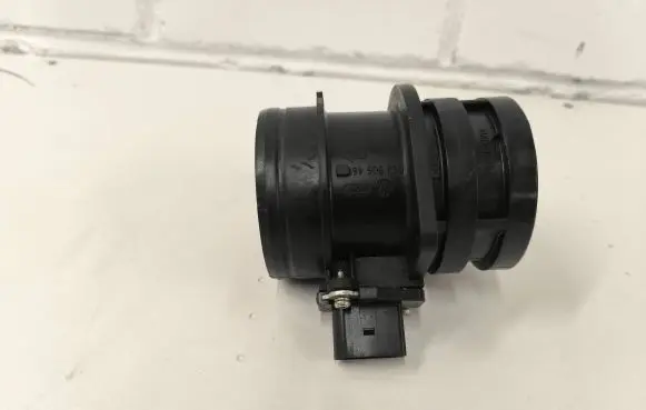 Audi A4 S4 B8 8K Mass air flow meter 06J906461