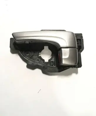 Hyundai ix35 Front door interior handle 826132S000