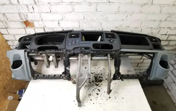 Ford Transit Dashboard