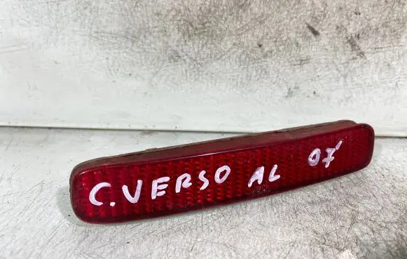 Rear tail light reflector