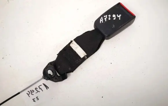 Renault 19 Rear seatbelt buckle 773901 5052566