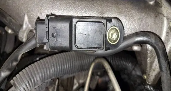 Nissan Primera Air pressure sensor 