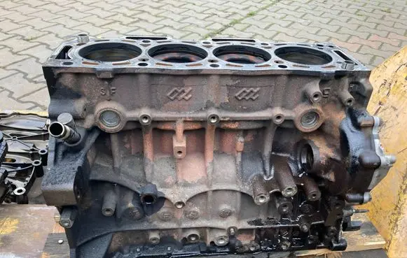 Peugeot Expert Engine block ah01
