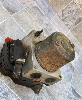 Mazda Premacy ABS Pump CB77437AZ